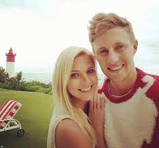Joe root's wife's name is carrie cotterell. Joe Root With His Partner Cricket Englandcricket Selfie England Cricket Team Joes Age Photos