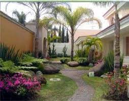 Ver más ideas sobre jardines, jardines de casas pequeñas, decoraciones de jardín. Jardin Para Casas Grandes Outdoor Landscaping Patio Garden Garden Design