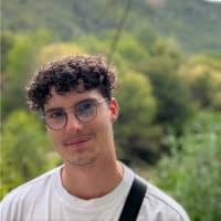 60+ perfiles de «Bialas»