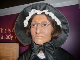 Текст + перевод Madame Tussauds London: Madam Tussaud's is the most amazing  wax museums in the world that attracts more than 2.5 million people every  year. This museum is located in London