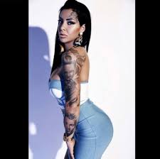 VEŠTICA JE PROSTITUTKA I NARKOMANKA! Jelena Krunić iznela šokantne detalje  o učesnici Zadruge! (m)