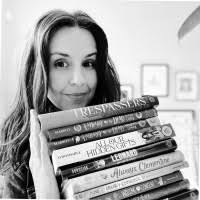 Elizabeth Bicknell Email & Phone Number