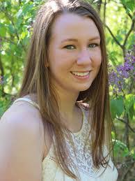 Bea Bailey's Instagram, Twitter & Facebook