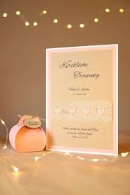 Wunderschones Kirchenheft Inklusive Freudentranen Im Heft In Mehreren Farben Und Passende Einladungskarten Gastgesch Guest Gifts Invitation Cards Invitations