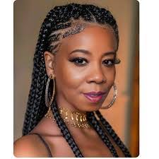 Dionne Gill's Instagram, Twitter & Facebook