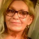 Karen Cully's Instagram, Twitter & Facebook