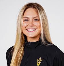 Deana Garner's Instagram, Twitter & Facebook