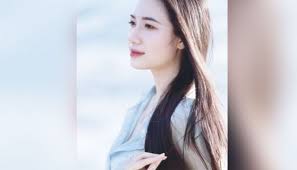 Vietnamese girl, pumiyok sa kanila ni Daniel