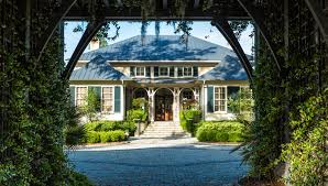 Paula Deens Savannah Compound