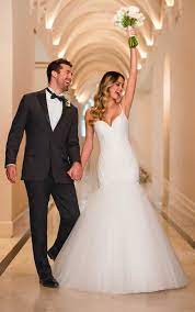 The mermaid style is the sexiest silhouette. Fashionable Mermaid Wedding Dress Stella York Wedding Gowns