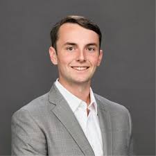 I am thrilled to announce this past weekend I graduated Magna Cum Laude  with a degree in Psychology from Auburn University! While I am sad to leave  this amazing chapter spent with