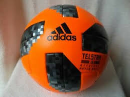 The first two telstar satellites were experimental and nearly identical. Adidas Telstar In Fussballe Gunstig Kaufen Ebay
