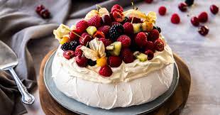 Sprinkle the cornstarch and vinegar on the meringue and fold in gently with a plastic spatula. How To Make Perfect Pavlova Sugar Salt Magic