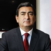 2700+ perfiles de «Pezoa»