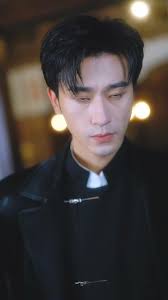 Under unexpected circumstances, Sean Mace falls for Clara Gray at first  sight and pursues her relentlessly. However, Clara rejects him, harboring  deep hatred for his role in her father's suicide. Undeterred, Sean