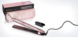 Le styler ghd est un véritable objet de mode et un concentré de performances.le lisseur ghd est devenu légendaire et continue d'être le must pour toutes les femmes à la recherche de coiffages sublimes.du styler ghd gold, au styler ghd gold lulu guinness, en passant par les. Ghd Gold By Lulu Guinness Styler Ghd Official Website