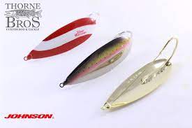 We offer the 4 ½ version which is perfect for pike, musky, bass, and many other. Johnson Silver Minnow Spoon 1 1 8 Oz Thorne Bros Custom Rod Tackle