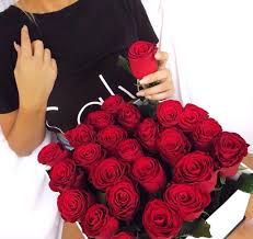 The lilacs colour represents the meaning of the flower purity and youthful innocence. Fashion Romantic And Flower Flowers Image 4989568 On Favim Com