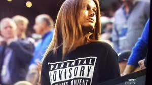 Andy plays his round of 32 match against slovakia's norbert gombos on. Andy Murray S Fiancee Kim Sears Makes T Shirt Statement At Men S Final