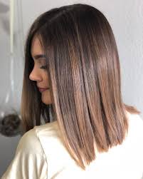 Christina Crook Auf Instagram Die Erste Session Bricht Durch Dunkelbraune Sc Auf Bricht Ch En 2020 Coiffure Cheveux Mi Long Idee Couleur Cheveux Cheveux Mi Long