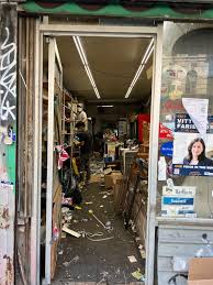 EV Grieve: A very public eviction for Anwar Grocery