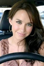 Yes or no? What you guys think she's a beauty hehe