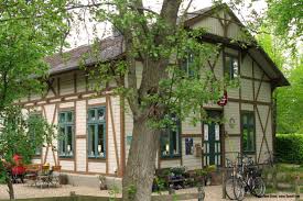 Cafe Und Restaurant Schweizer Haus In Tating Bei St Peter Ording Peter Ording Ording Haus
