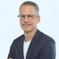 Ian Rosen's Instagram, Twitter & Facebook