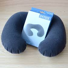 Bantal ini akan menyesuaikan dengan posisi leher ketika tidur bantal bulu sangat bagus jika kamu tipe orang yang sering membolak balikkan badan sepanjang malam. Bantal Leher Bagel Model Ortopedik Untuk Tidur Dengan Osteochondrosis