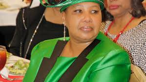 Top Hat fundraiser helps African-American women