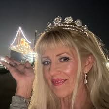 🚨🔥90 Day fiance: Fans express concern and skepticism about Mark  Bessette's relationship, calling his partner a “g*ld digger” and warning  him to protect his assets and family. Many support his daughter's concerns