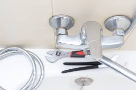 Deshalb sollte ein tropfender wasserhahn schleunigst repariert werden. Dusch Armatur Kaputt Umschalter Reparieren