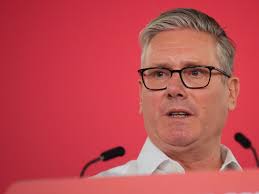 Government aides quit as dozens of Labour MPs call for Starmer to resign