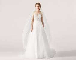 Die aktuelle kollektion, preise bzw. Lilly Brautkleider Bei Princess Dreams Brautmode In Berlin Brautmode Kleider Hochzeit Brautkleid