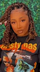 Desiree Moss (desiree4553)