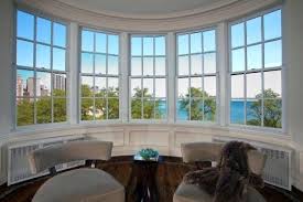 Oprah Winfrey Puts Her Chicago Mansion On The Market For 2 8 Million