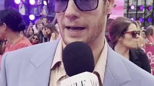 Ryan Gosling Brings The Kenergy