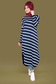 Kalin Capraz Cizgili Tesettur Tunik Laci Urun Kodu Npl1107 39 90 Tl Tunik Urunler Dikis