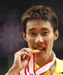 *ketua jurulatih kelab badminton nusa mahsuri (mulai 1996 hingga 31 disember 2002) *penasihat kelab badminton nusa mahsuri (mulai 1 januari hingga sekarang) *ketua jurulatih perseorangan persatuan badminton malaysia (mulai 1 januari 2003 hingga 31 disember 2004) Tokoh Sukan Negara Biodata Dato Lee Chong Wei