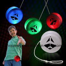 China 2 White Plastic Light Up Yoyo With Green Red Glow Leds China Led Ball And Bouncing Ball Price