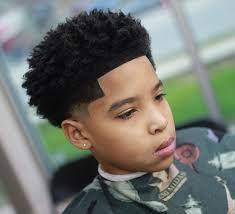 The hair on the crown is an inspiration of an afro cut, but the skin fade is an inspiration from the mohawk hairstyle. Hairstyles