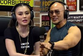 Sebelum menikah dulu pernah pacaran sama agnes monica, ungkap pesulap berkepala plontos itu di acara tersebut. Bucin Tingkat Dewa Dengan Agnez Mo Deddy Corbuzier Rela Dulu Jemput Sang Mantan Di Sekolah Hingga Tiap Hari Temani Syuting Iya Lho Gue Jemput Lo Sekolah Sering