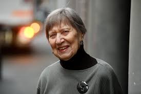 De reeks bereikte op één om 16.50 uur zo'n 150. Antwerpse Actrice Tine Balder 97 Overleden Antwerpen Gazet Van Antwerpen Mobile