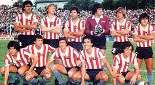 Kiricocho ou quiricocho é uma palavra que faz parte do vocabulário futebolístico da argentina que é utilizada como uma espécie de superstição para atrair azar ao adversário. Que Es Kiricocho Y Como Nacio Con El Estudiantes De Bilardo Futbol La Voz Del Interior