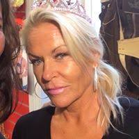 Anna Hallgren (annha86)