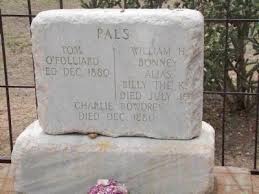 Old Fort Sumner And Billy The Kid S Grave Historical Marker With Images Billy The Kids Headstones New Mexico Road Trip