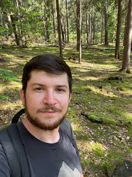 Hello everyone, I'm Gabriel from Nigerian proudly a Catholic member,  searching for a true life partner.