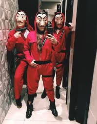 Fiecare va putea fi un personaj costumul din la casa de papel este perfect pentru tine dacă ești fanul acestui serial care a devenit unul dintre cele mai urmărite seriale de pe netflix. Ø§Ù„Ù†Ù‡Ø§ÙŠØ© ØµØ¹Ø¨ Ø§Ù„Ø¥Ø±Ø¶Ø§Ø¡ ØªØ³ÙˆÙŠØ© Costume Halloween Casa De Papel Ffigh Org