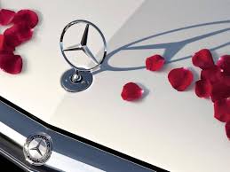 Mercedes Benz On Instagram Wir Hoffen Ihr Hattet Alle Einen Schonen Valentinstag Foto Via Mercedesbenzme Merce Mercedes Mercedes Benz Logo Mercedes Benz