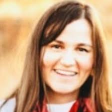 Paula Simoni's Instagram, Twitter & Facebook